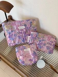 Large Capacity Cosmetic Bag Waterproof Floral Jacquard Travel Toiletry Organizer Portable Makeup Pouch For Women