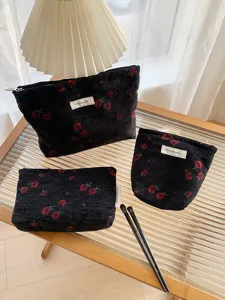 Vintage Floral Jacquard Cosmetic Bag Large Capacity Makeup Pouch Portable Toiletry Organizer Handbag For Women