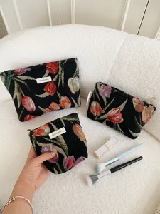 French vintage tulip jacquard makeup bag, large capacity portable cosmetic storage pouch.