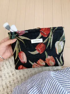 French vintage tulip jacquard large capacity makeup bag for travel and daily portable use