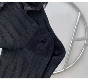 Schwarze Rüschen Spitzen Socken japanischer JK Stil süße Lolita Baumwollsocken für Damen Sommer