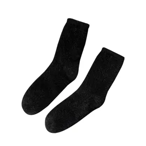 Chaussettes d'hiver duveteuses noires pour femmes, epaisses pelucheuses chaudes douces.