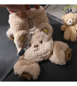Mignon vêtement d'hiver en polaire pour animal de compagnie ours avec anneau de laisse