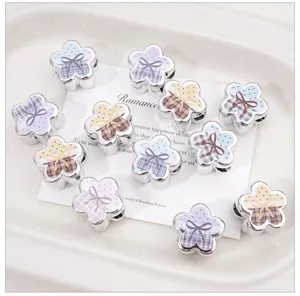 Acrylic retro plaid polka dot 3D five-petal flower loose beads DIY handmade bracelet material.