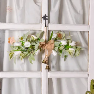 Guirnalda de flores de tulipán artificiales colgante de pared con lazo y campanas hogar.