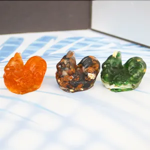 Cute Cartoon Hen Resin Craft Ornament Miniature Animal Desktop Decor With Gold Foil Accents Home Office Decoration