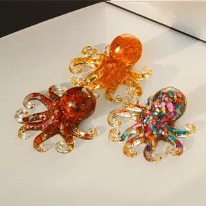 Natural Crystal Crushed Stone Resin Octopus Figurine Epoxy Squid Desk Ornament Office Home Decor Craft Gift