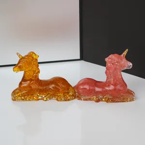 Handgefertigtes Epoxidharz Kristall Einhorn Ornament Set dekorative Schotter Desktop Figur