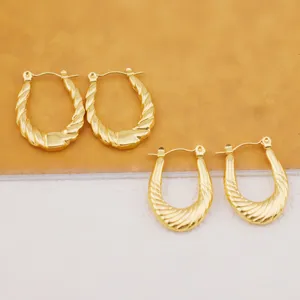 Orecchini a cerchio geometrici in acciaio inossidabile placcato oro donna chic.