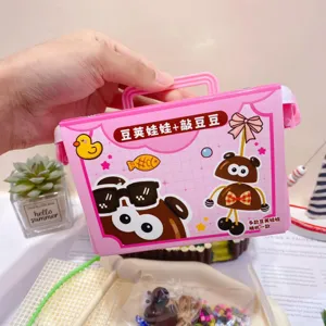 DIY conjunto de juguetes muñeca de frijol caja de almacenamiento rosa portatil accesorios
