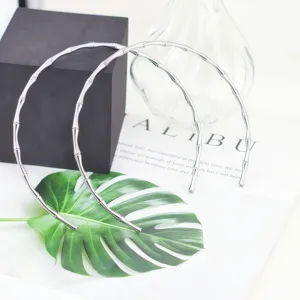 Stainless steel bamboo shape open choker necklace, fashion statement neck jewelry for women.
