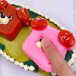 Lindo juguete squishy de pan de oso de dibujos animados, suave juguete de descompresión.