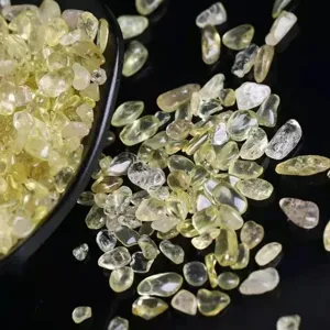 Natural citrine crystal gravel details, perfect for aromatherapy diffusers and fish tank decor.