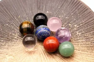 Conjunto de esferas de cristal natural, 7 bolas de piedras preciosas multicolores para decoracion.