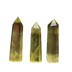 Colonne hexagonale de cristal de quartz de citrine naturelle de guérison pour la maison.
