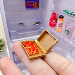 Miniature refrigerator blind box toy set, cute dollhouse mini food and drink accessories.