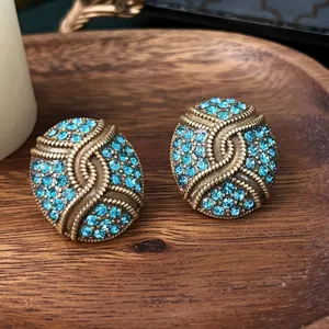 Vintage zware strass ovale oorknopjes, Franse elegante retro blauwe kristallen sieraden.