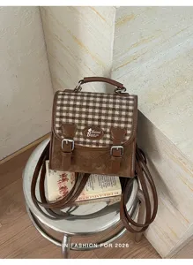 Mini sac à dos vintage à carreaux pour femme, sac à bandoulière rétro élégant.