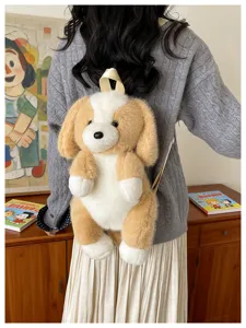 Joli sac à dos en peluche chien marron et blanc, design dessin animé amusant pour enfants.