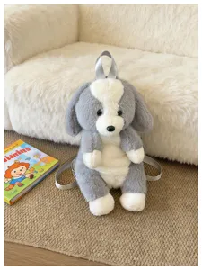 Sac à dos en peluche chien mignon pour enfants, design gris et blanc, doux et confortable.