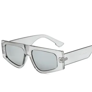 Schicke transparente quadratische Sonnenbrille für Damen, trendige Jelly-Farbe Strand.