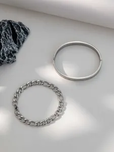 Stainless steel Roman numeral bangle and Cuban chain bracelet set, chic minimalist jewelry.