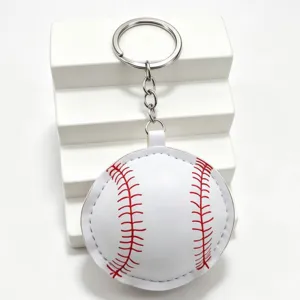 Portachiavi baseball vista dettaglio, pelle PU morbido cotone riempito ciondolo sport.