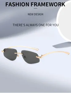 Luxe rimless zonnebril met verlooplenzen en elegante gouden pantherkop pootjes