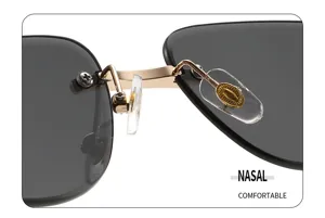 Detailopname van de neusbrug van een frameloze zonnebril met comfortabele siliconen neuspads.