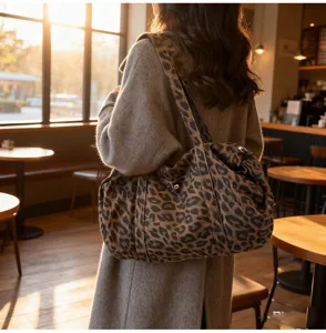 Korean style leopard print casual shoulder bag commuter large capacity tote bag for women