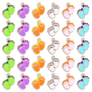 Breloques en Alliage de Zinc Empreinte de Pied de Bébé Pendentifs en Émail pour la Fabrication de Bijoux DIY Accessoires de Bricolage Collier Bracelet Porte-clés