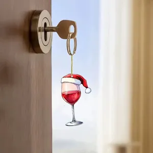 Decorazione sospesa piatta in acrilico con bicchiere di vino rosso e cappello di Natale auto.