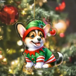Primo piano sul dettaglio del grazioso ornamento sospeso in acrilico corgi di Natale.