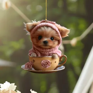 Simatico cucciolo con felpa rosa seduto in tazza di tè ciondolo auto in acrilico dettaglio
