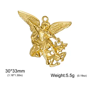 Exquisiter Erzengel Metallanhänger mit detailreichem Relief, Goldton, Größe 30x33mm.