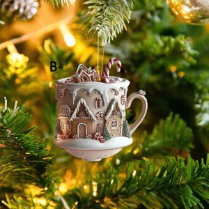 Kerstmis peperkoek huis koffiekopje hangend ornament voor auto interieur rugzak detail