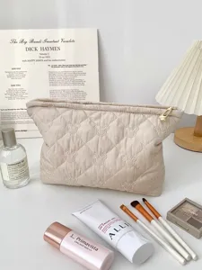 Fashion quilted cosmetic bag large capacity padded zipper storage bag for women autumn winter