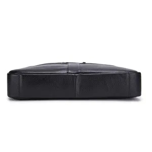 Vista dettagliata della borsa da lavoro nera in pelle da uomo, borsa per laptop.