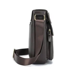 Men's retro brown genuine leather shoulder messenger bag with adjustable strap and durable hardware.