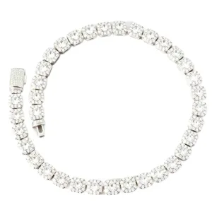 Magnifique collier de chaîne tennis glacée carrée argentée pour les fans de hip-hop.