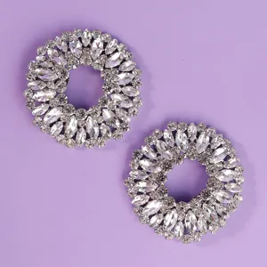 Sparkly rhinestone shoe clips for women, crystal shoe buckles for wedding party bridal shoes.