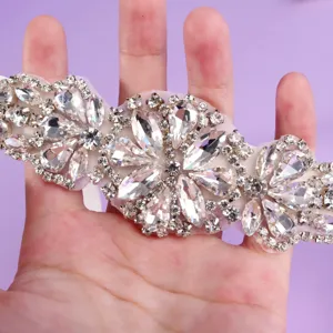 Stunning bridal rhinestone belt sparkling crystal wedding dress sash for elegant gowns.