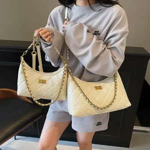 Women's quilted shoulder bag stylish chain crossbody dumpling bag elegant PU leather purse for daily use