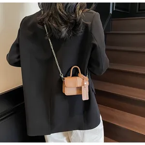 Stylish women retro contrast color crossbody bag with metal chain and chic handle design.