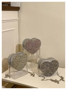 Heart-shaped glitter floral crossbody chain bag, stylish sweet shoulder bag for daily women.
