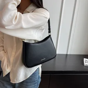 Classic black leather shoulder bag minimalist underarm baguette bag for women stylish daily purse