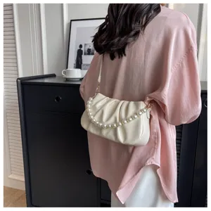 Fashion ruched shoulder bag with elegant pearl chain strap, trendy women cloud bag for daily use.