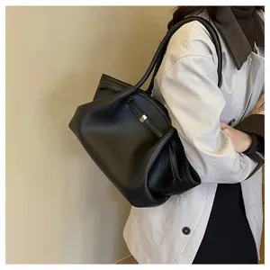 Μαύρη μεγάλη γυναικεία τσάντα ώμου tote, ρετρό στυλ για το φθινόπωρο και το χειμώνα.