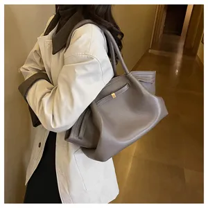 Γυναικεία vintage τσάντα tote, μεγάλη χωρητικότητα μαλακό δερμάτινο τσάντα ώμου για φθινόπωρο.
