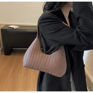 Sac a main tisse francais pour femme 2025 nouvelle mode retro croissant sac d'epaule
